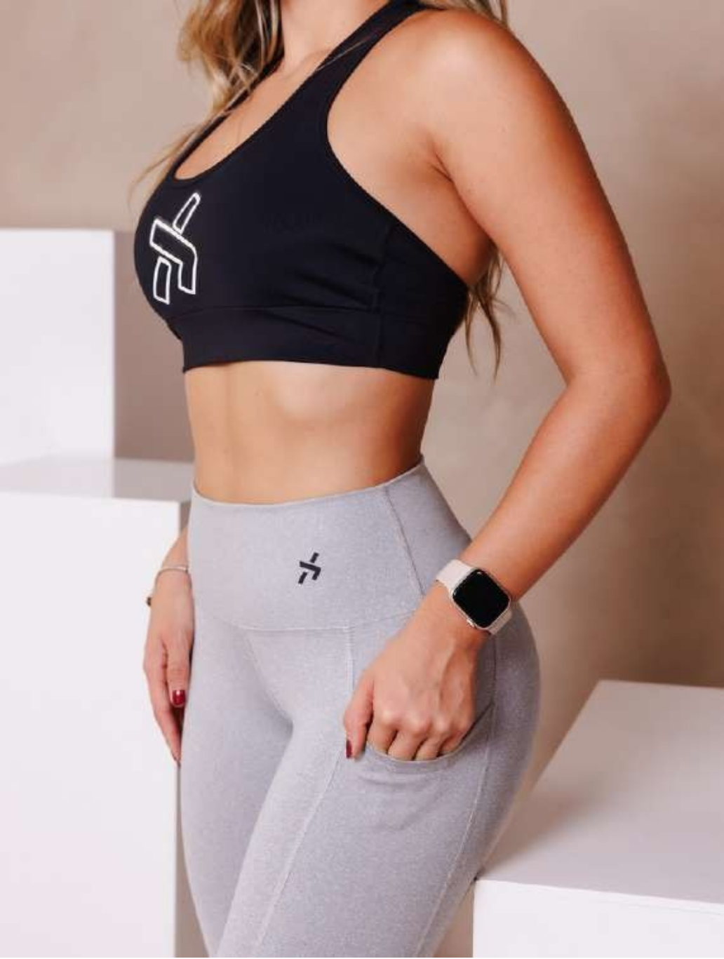LEGGING CON BOLSILLO GRIS CLARO UXK1009